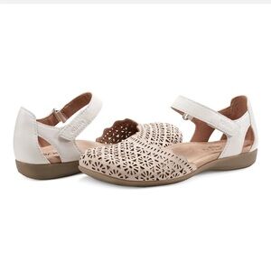 Earth Origins Bronnie Sandal So cute and comfortable.  You will love them!
